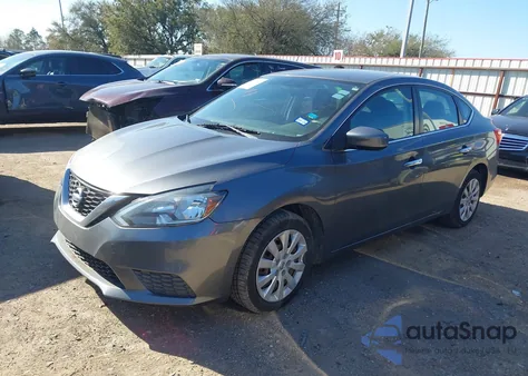 2017 Nissan Sentra S z USA, uszkodzony, nr VIN 3N1AB7AP5HL672561